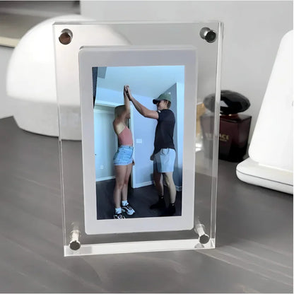 HeartSync Digital Frame